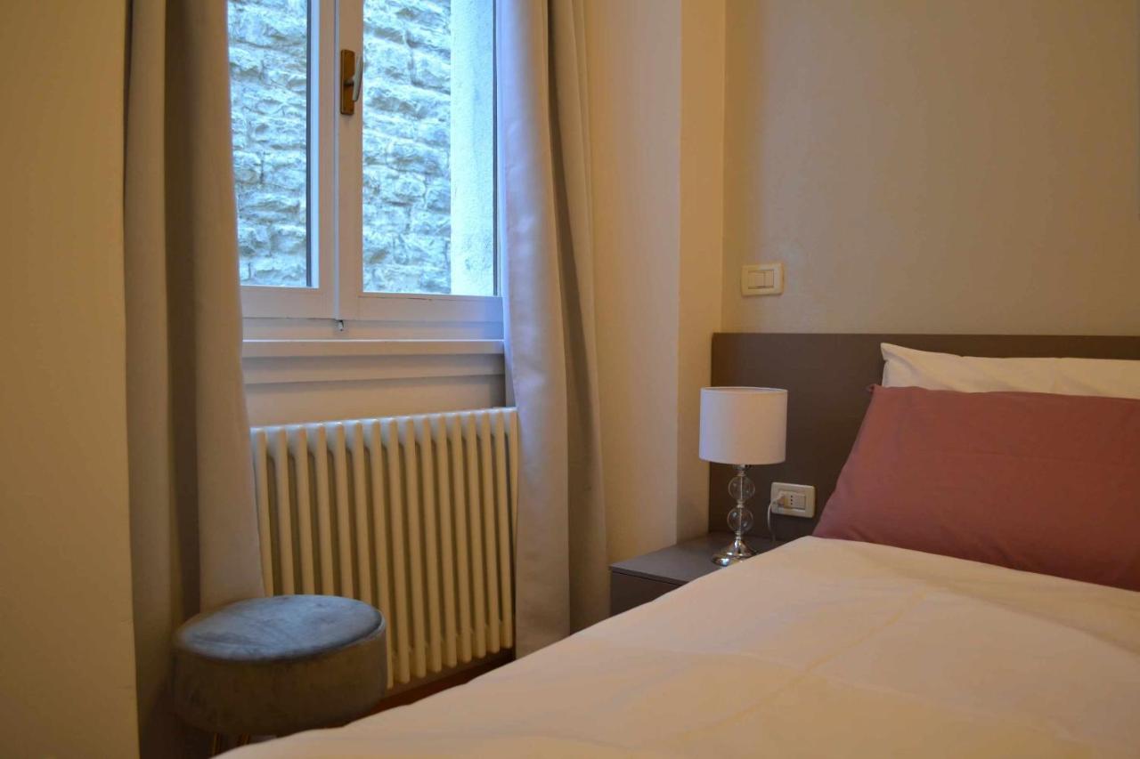 Apartament Lantica Torre Riva Zewnętrze zdjęcie